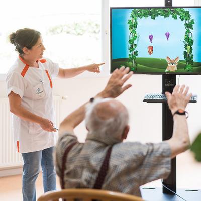 Illistration avantages aide soignante